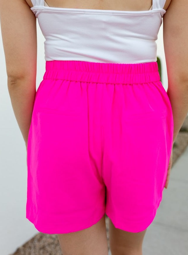 Fitted Elastic Back Short (Ultra Pink)